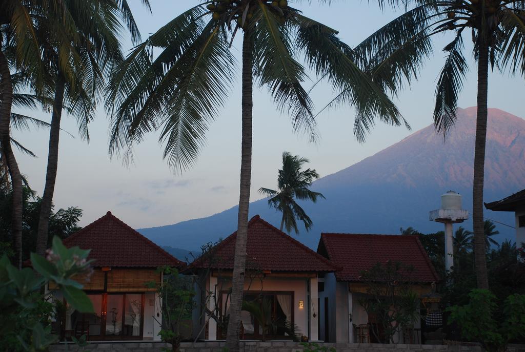 Soka Amed Beach Luaran gambar